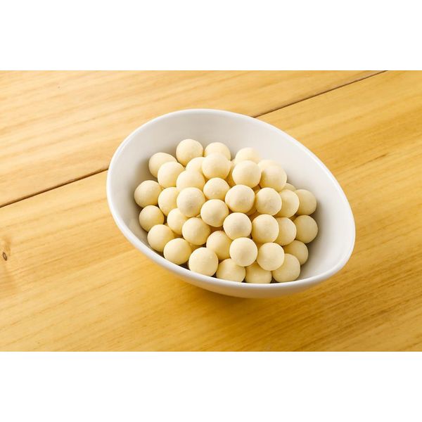 Palline di cereali ricoperte di cioccolato bianco