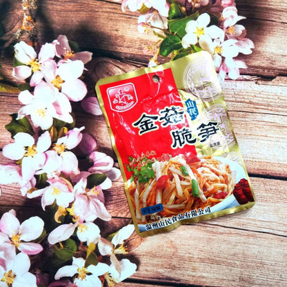 Snack Germogli di bambù croccanti con funghi enoki